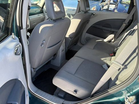 Used 2009 Chrysler PT Cruiser Touring image 5
