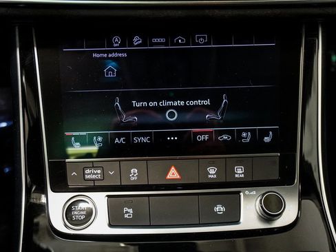 Used 2023 Audi Q8 Premium Plus w/ Premium Plus Package image 40