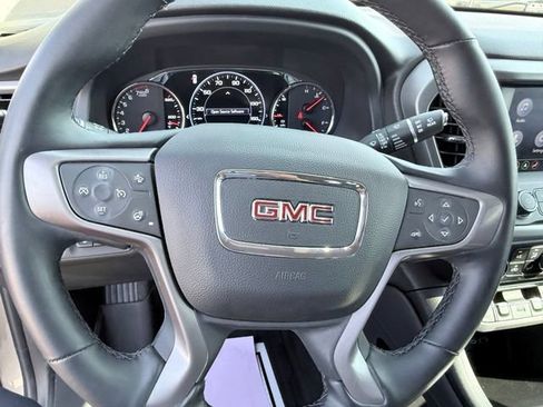 Used 2023 GMC Acadia AT4 w/ Technology Package AWD/4WD image 12