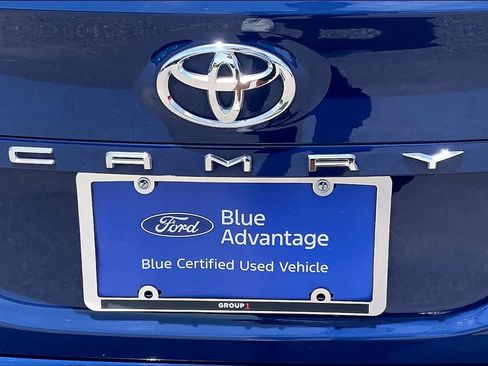 Used 2024 Toyota Camry XLE w/ Navigation Package FWD image 31