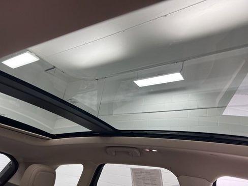 Certified 2022 Lincoln Corsair AWD w/ Premium Package image 25