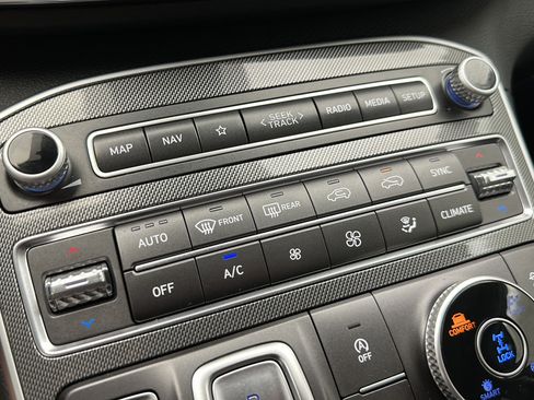 Used 2023 Hyundai Santa Fe XRT w/ Cargo Package AWD/4WD image 18