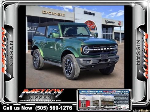 Used 2023 Ford Bronco Outer Banks AWD/4WD image 2