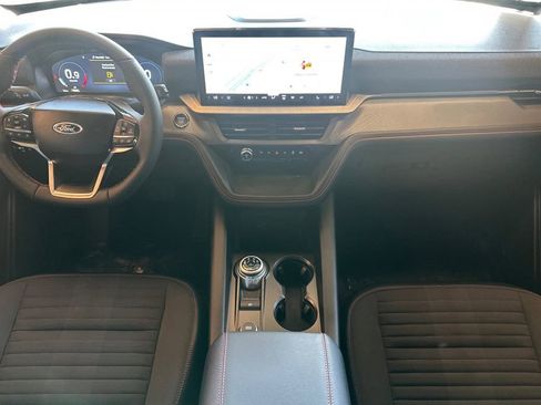 New 2026 Ford Explorer ST-Line w/ ST-Line Street Pack image 11