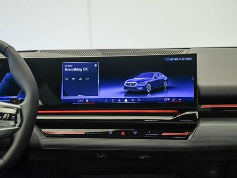 Used 2026 BMW 530i w/ Premium Package RWD image 13