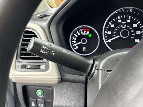 Used 2019 Honda HR-V LX image 27