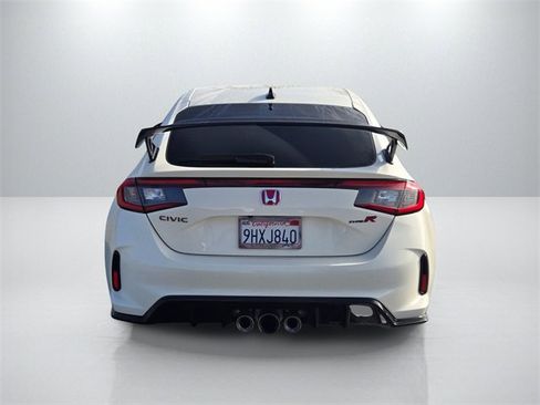 Used 2023 Honda Civic Type R image 5