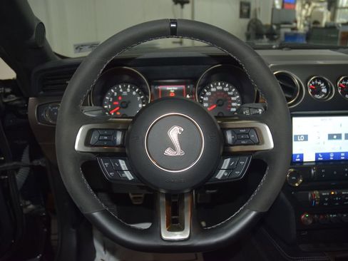 Used 2020 Ford Mustang Shelby GT350 w/ Technology Package RWD image 36