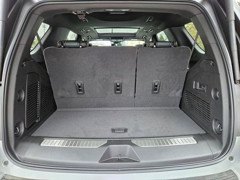 New 2026 GMC Yukon AT4 AWD/4WD image 11