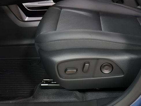 New 2026 Chevrolet Equinox LT FWD image 20