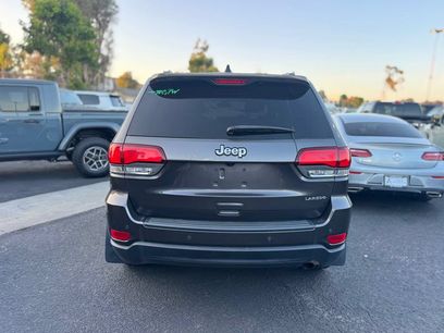 Used 2021 Jeep Grand Cherokee Laredo