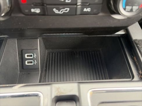 Used 2018 Ford F150 XLT w/ Equipment Group 302A Luxury image 22