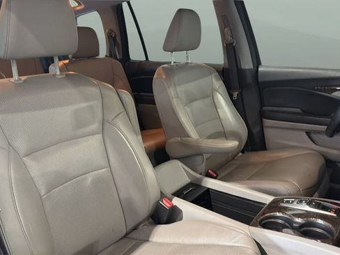 Used 2016 Honda Pilot Elite image 23