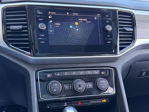 Used 2021 Volkswagen Atlas SEL Premium image 42