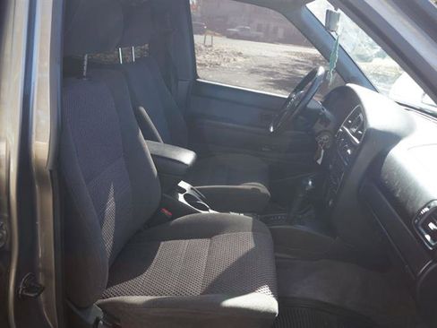 Used 2003 Nissan Pathfinder SE image 24