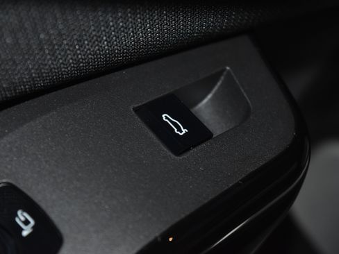 New 2026 BMW X3 xDrive30 w/ Premium Package image 6