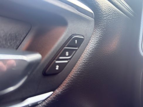 Used 2019 RAM 1500 Laramie w/ Sport Appearance Package image 25