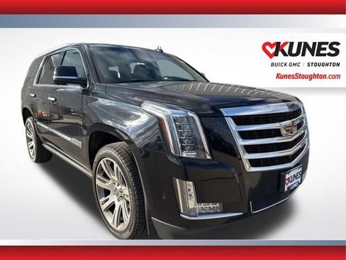 Used 2017 Cadillac Escalade Premium Luxury image 1