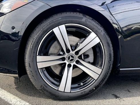 New 2026 Mercedes-Benz C 300 4MATIC Sedan image 11