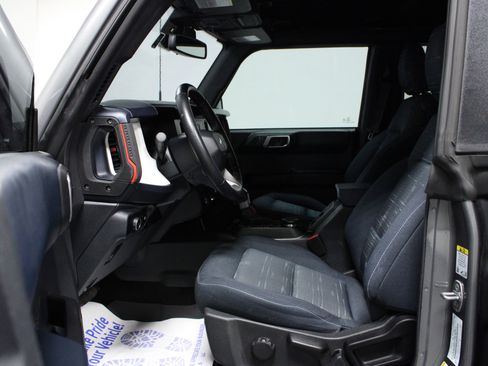 Used 2023 Ford Bronco Heritage Edition image 12