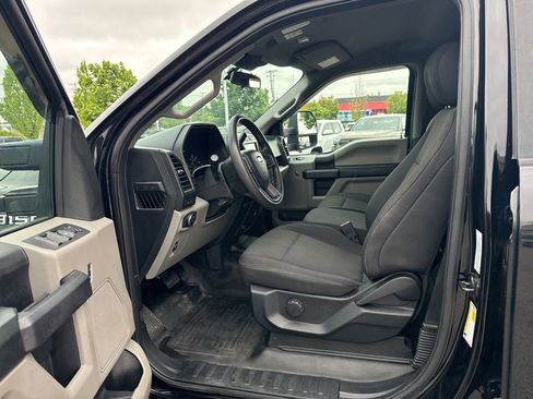 Used 2020 Ford F150 XL w/ Equipment Group 101A Mid AWD/4WD image 10
