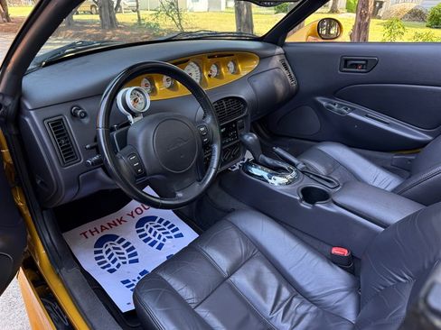 Used 2002 Chrysler Prowler image 52
