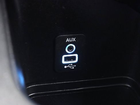 Used 2019 Dodge Journey SE w/ Connectivity Group image 24