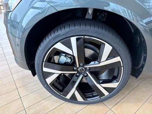 New 2026 Volvo XC60 T8 Ultra AWD/4WD image 4