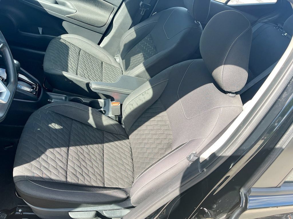 Used 2022 Nissan Kicks S FWD image 18