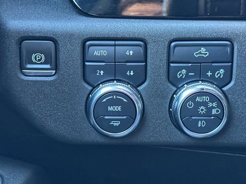 Used 2022 GMC Sierra 1500 Elevation w/ X31 Off-Road Package image 34