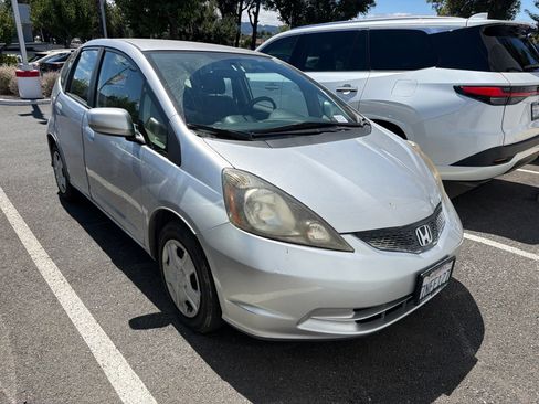 Used 2013 Honda Fit image 2