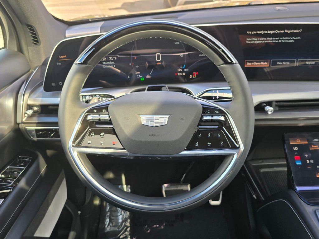 New 2027 Cadillac Vistiq Luxury AWD/4WD image 19