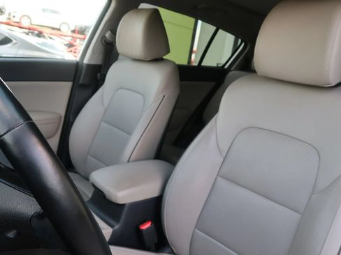 Used 2020 Kia Sportage EX w/ Option Group 15 FWD image 18