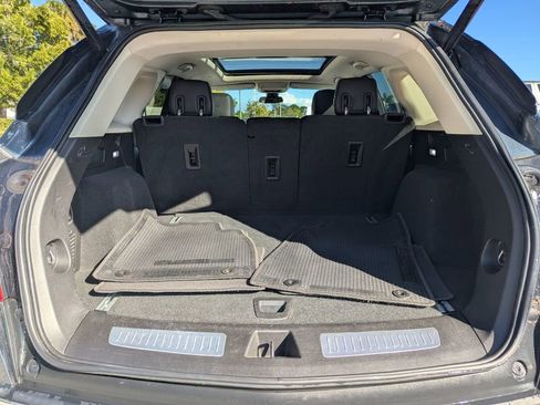 Used 2019 Cadillac XT5 Premium Luxury image 15