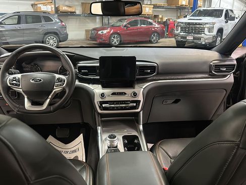 Used 2023 Ford Explorer Timberline w/ Timberline Technology Package AWD/4WD image 28