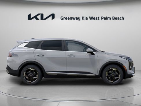 New 2026 Kia Sportage EX FWD image 9