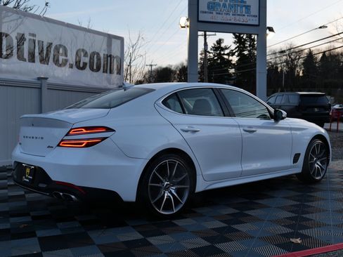 Used 2023 Genesis G70 2.0T image 69