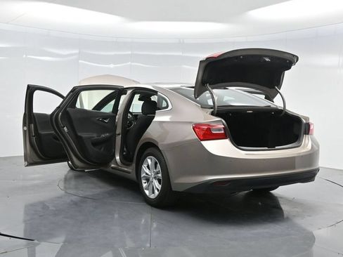 New 2024 Chevrolet Malibu LT FWD image 39