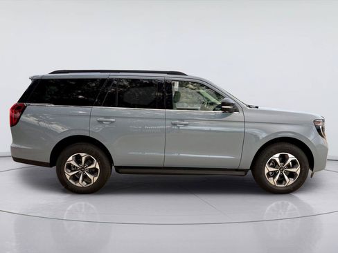 New 2027 Ford Expedition Active RWD image 8