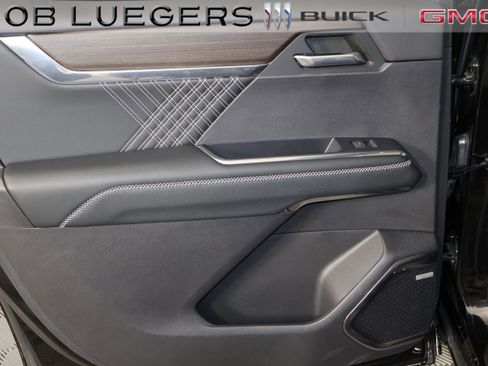 Certified 2024 GMC Acadia Denali image 12