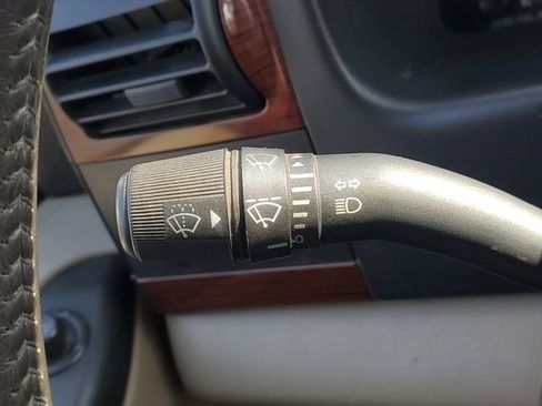 Used 2006 Ford F250 Lariat image 18