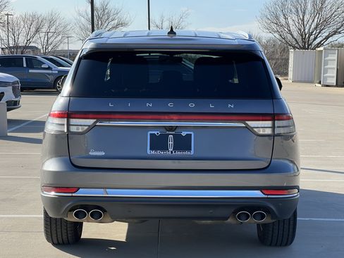 Used 2022 Lincoln Aviator Reserve w/ Elements Package Plus image 8