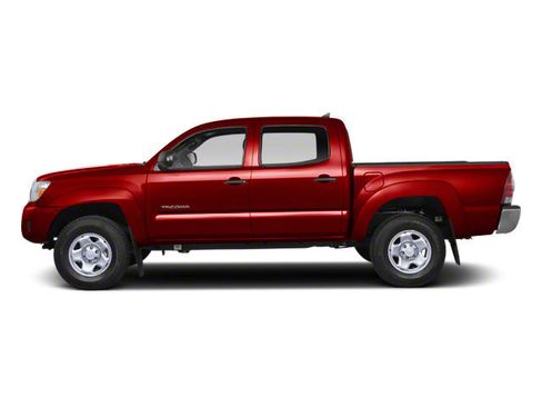 Used 2013 Toyota Tacoma 4x4 Double Cab w/ TRD Sport Pkg image 3