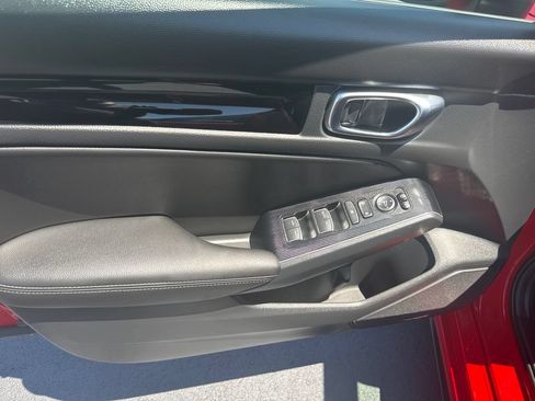 Certified 2024 Honda Civic Sport Touring image 9