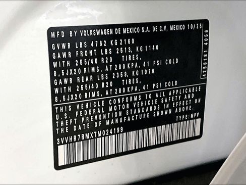 New 2026 Volkswagen Tiguan SE R-Line image 34