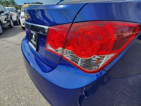 Used 2012 Chevrolet Cruze LS w/ Connectivity Package FWD image 31