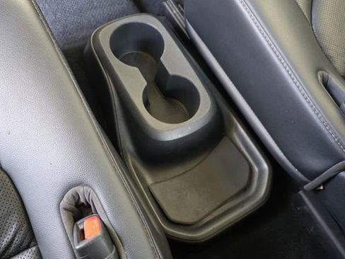 Used 2021 Toyota Highlander Limited image 11