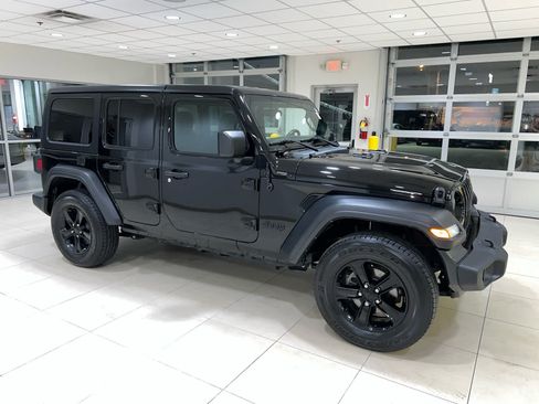 Used 2022 Jeep Wrangler Unlimited Sport AWD/4WD image 1