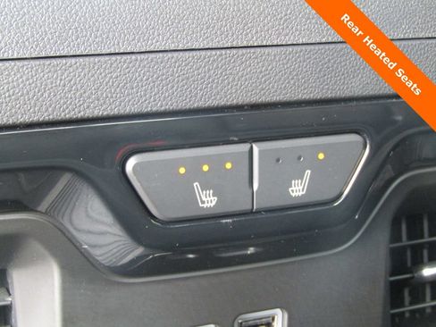 Used 2024 GMC Sierra 1500 AT4 w/ Technology Package AWD/4WD image 24