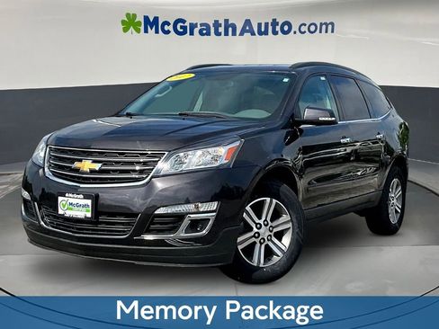 Used 2017 Chevrolet Traverse LT AWD/4WD image 3